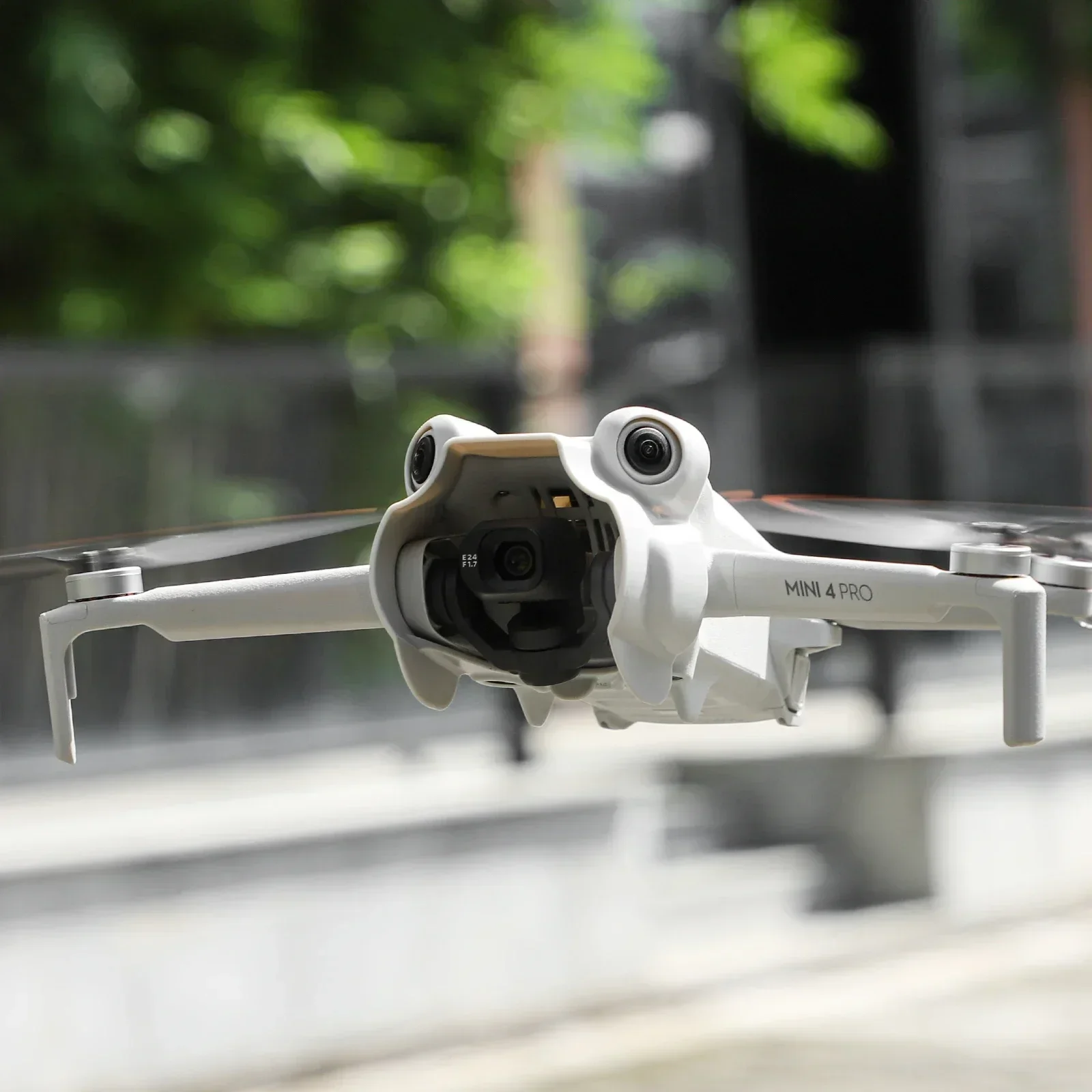 مجموعة الملحقات ل DJI Mini 4 P - مراجعة Drone Propeller Holder وسعره